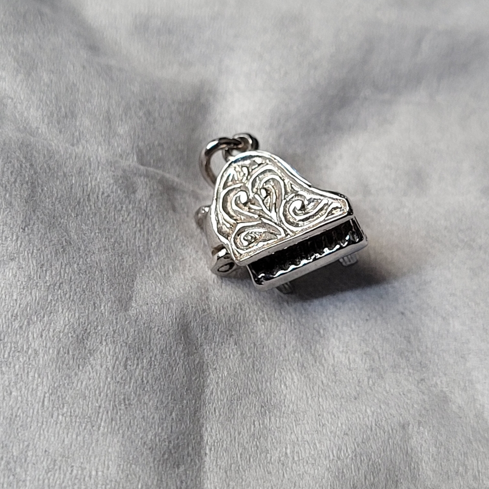 ⭐Vintage Piano Bracelet Charm⭐
